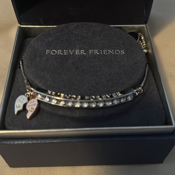 Friends Forever bracelet - Picture 2 of 3